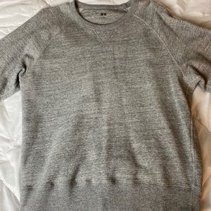 Uniqlo gray crew neck. Medium. Used- good